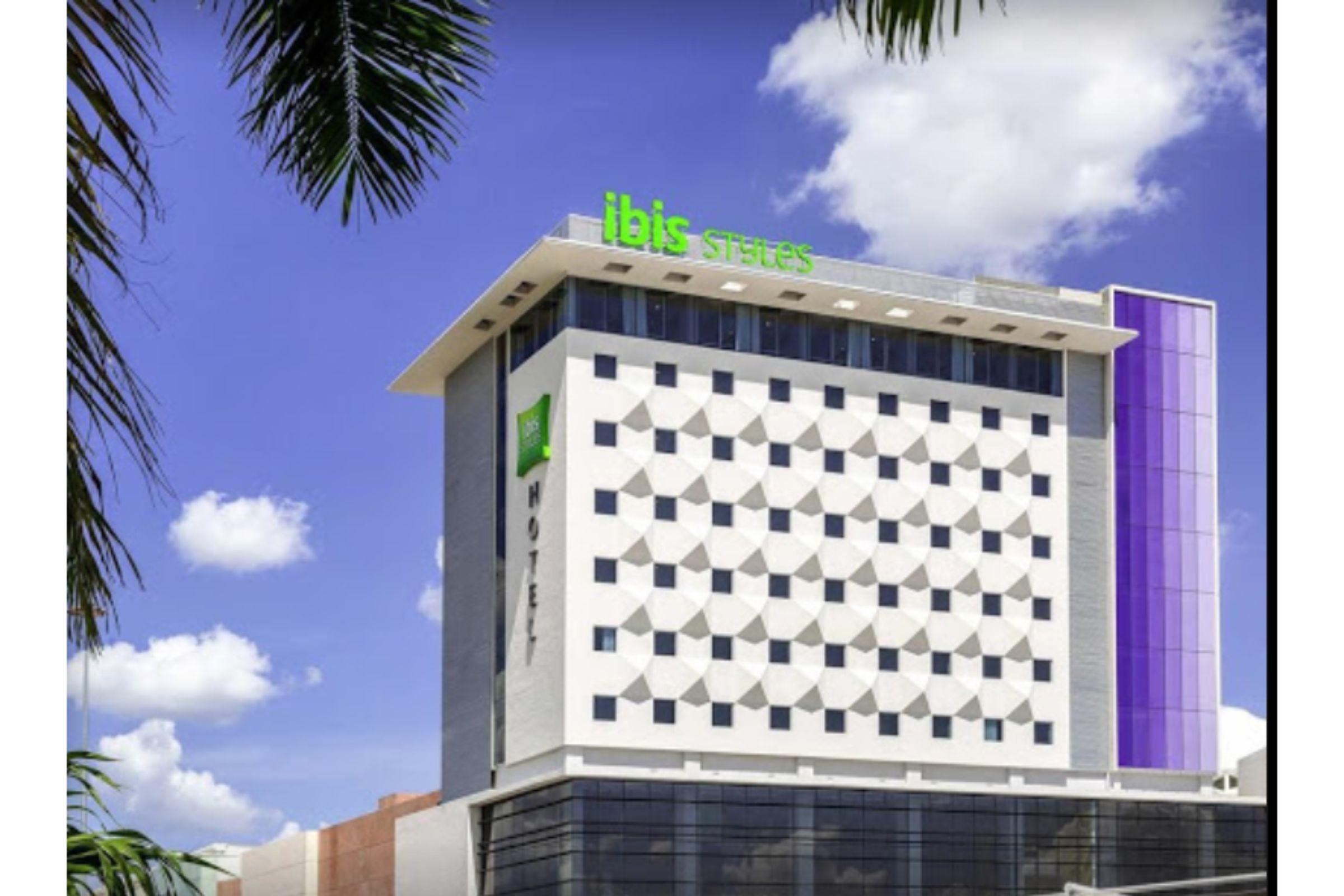 Ibis Styles Merida Galerias Εξωτερικό φωτογραφία