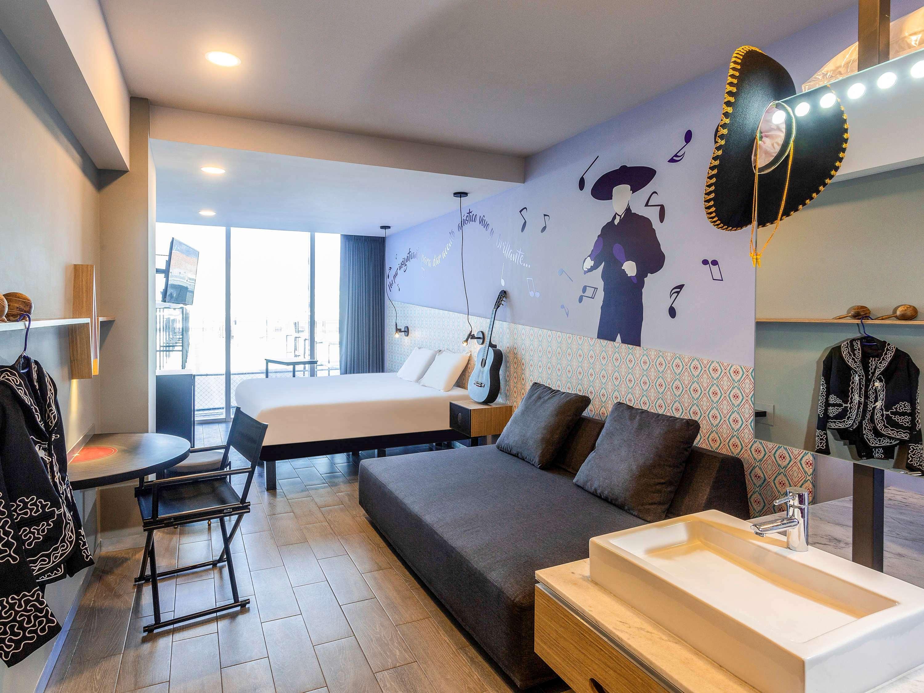 Ibis Styles Merida Galerias Εξωτερικό φωτογραφία