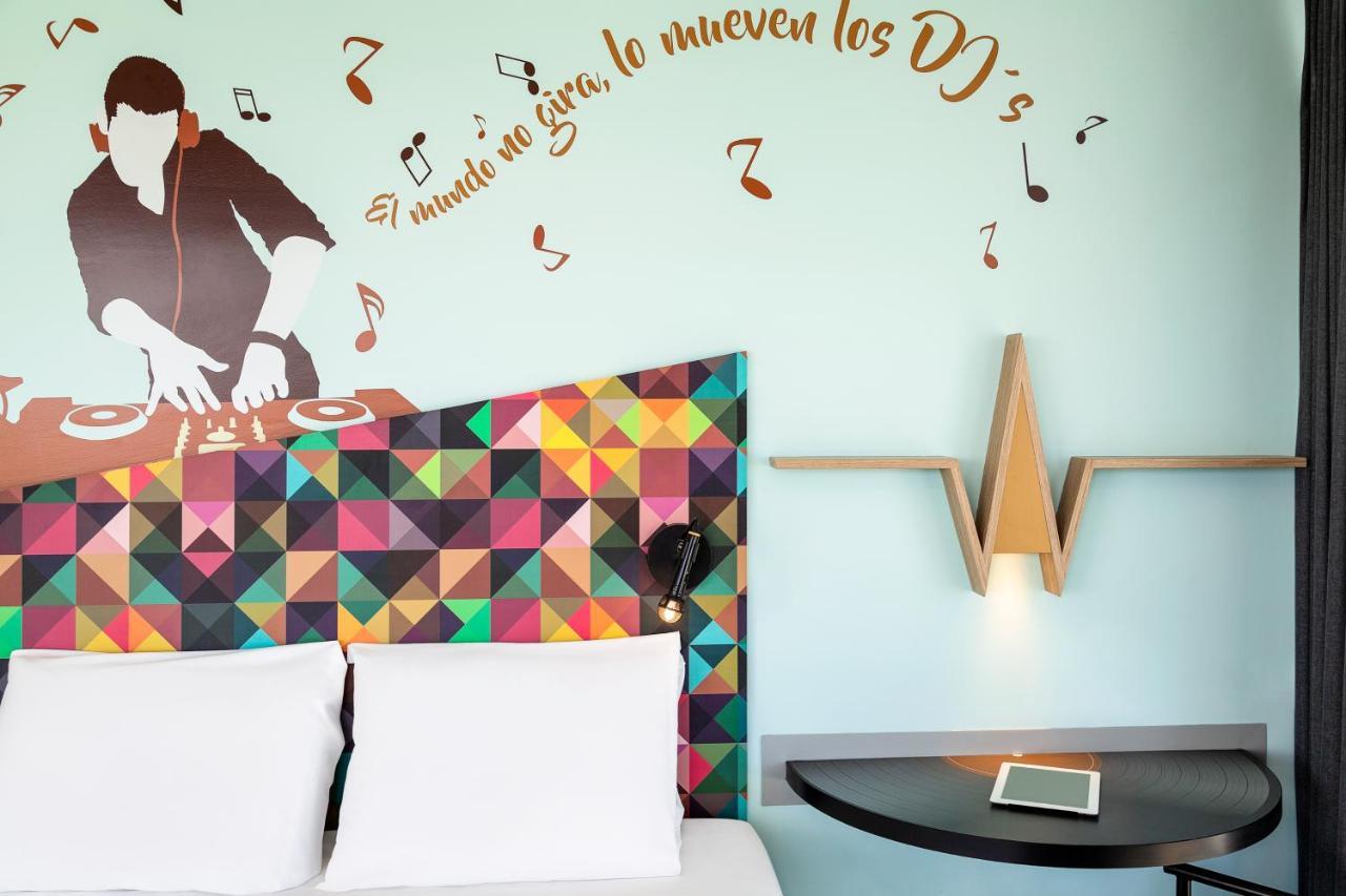 Ibis Styles Merida Galerias Εξωτερικό φωτογραφία